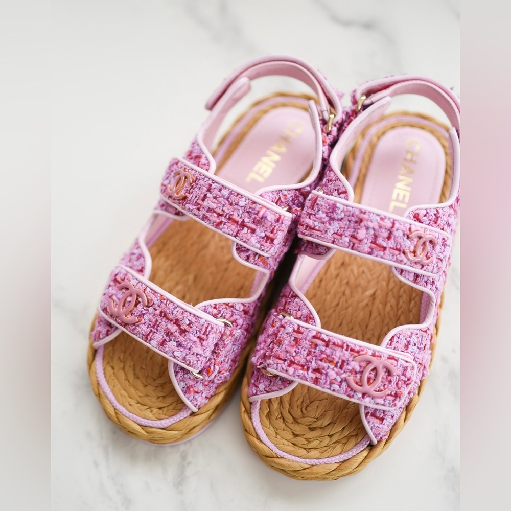 **SOLD** Chanel Sandals Dad Pink Tweed, Size 40, New in Box